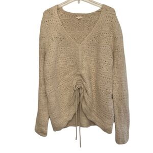 Women’s Hem & Thread Sweater